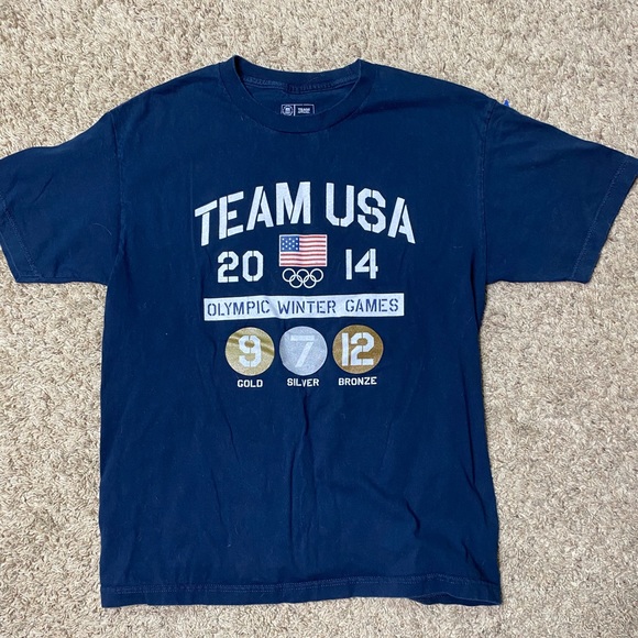 Unisex Team USA 2014 Olympic Winter Games Large gold silver bronze Tshirt. EUC - Picture 2 of 5